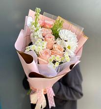 Букет цветов из:  Хризантемы и Розы в Покровском Ставропольского края