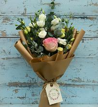 Букет цветов из:  Розы и Лизиантусы в Покровском Ставропольского края
